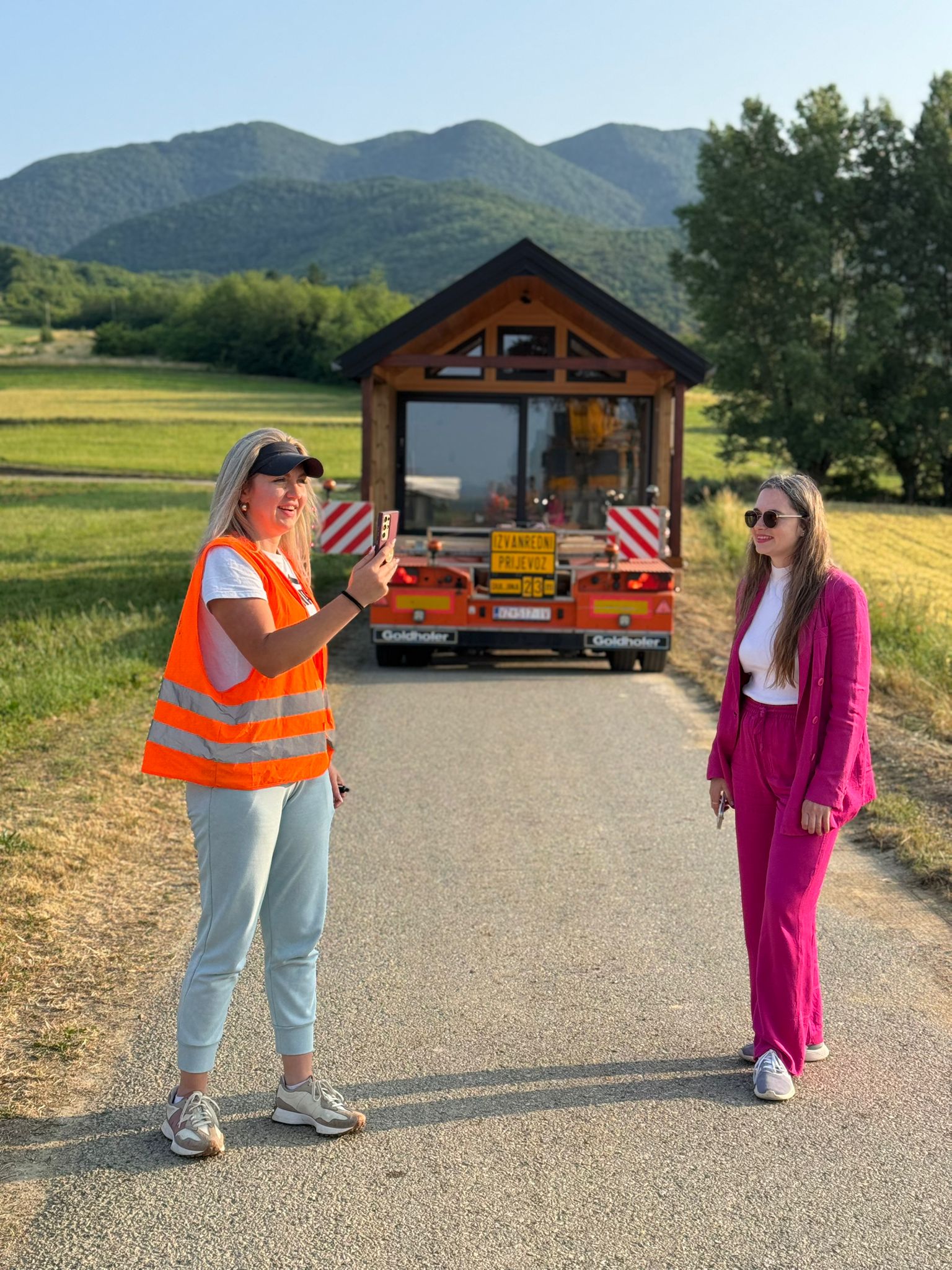 Izgradnja kućice Dushka